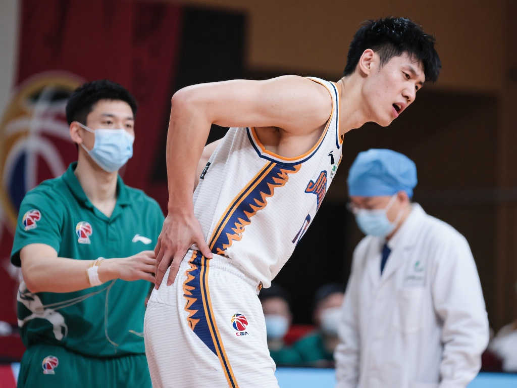 们与俱乐部