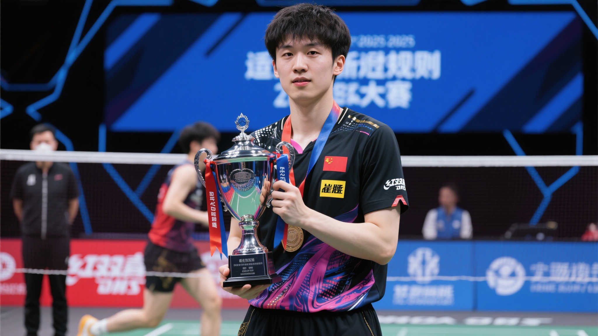 他积极参与 他积极参与